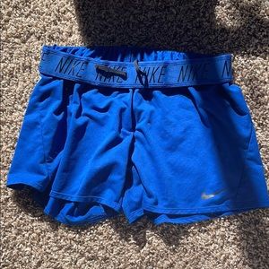 NIKE BLUE SHORTS
